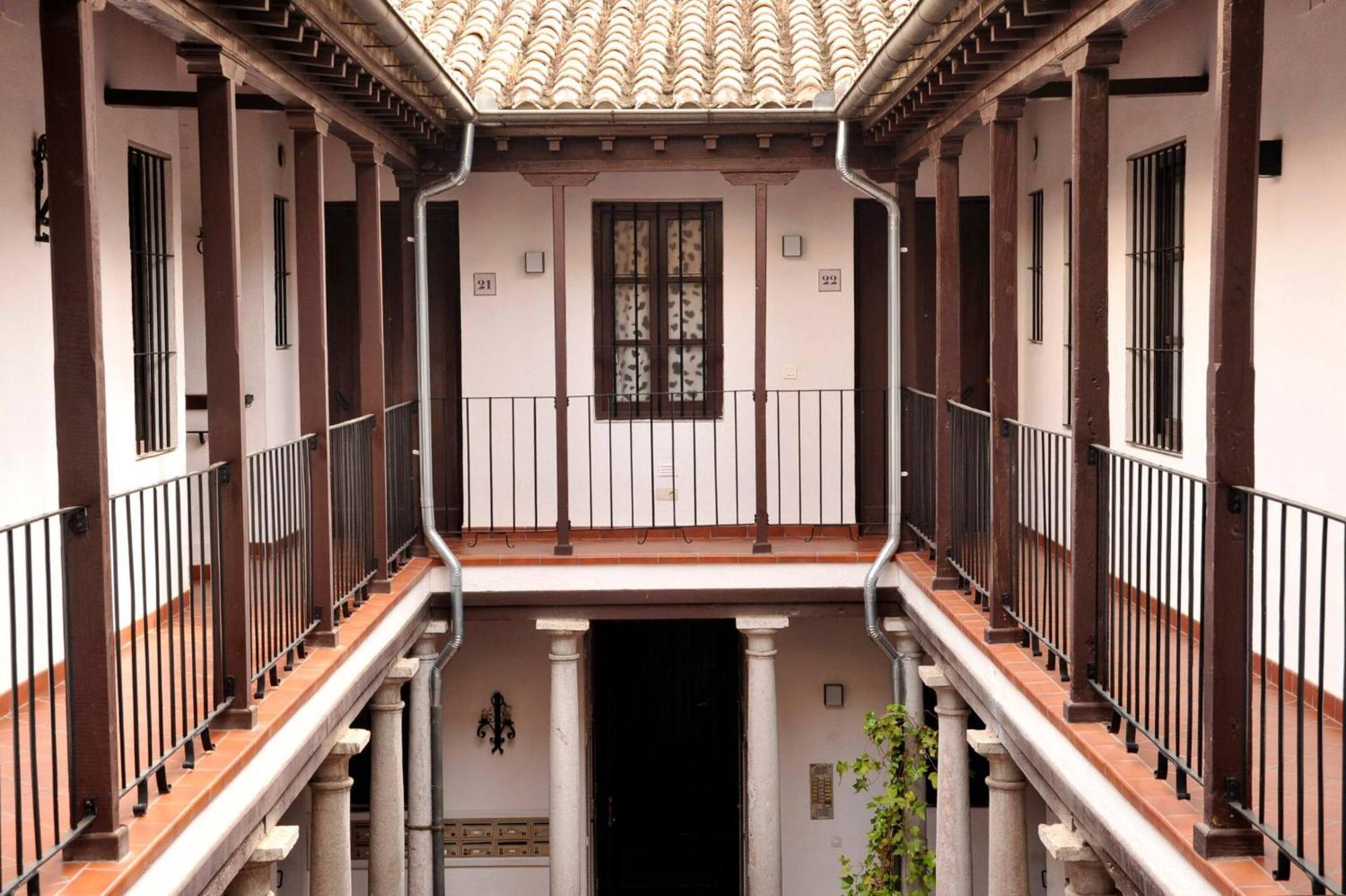Adanar-Las Columnas Granada Dış mekan fotoğraf